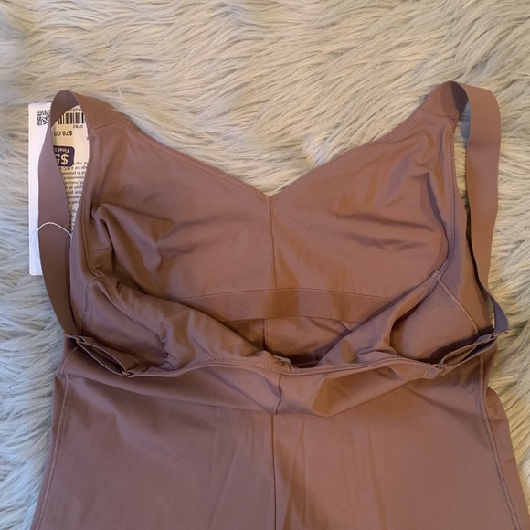 NWT lululemon tank - Picture 4 of 7